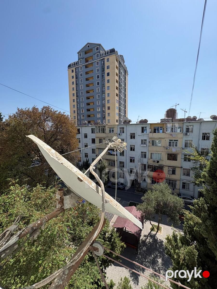 Satılır 1 otaqlı köhnə tikili 35 m² — Mənzil, Bakı (9)