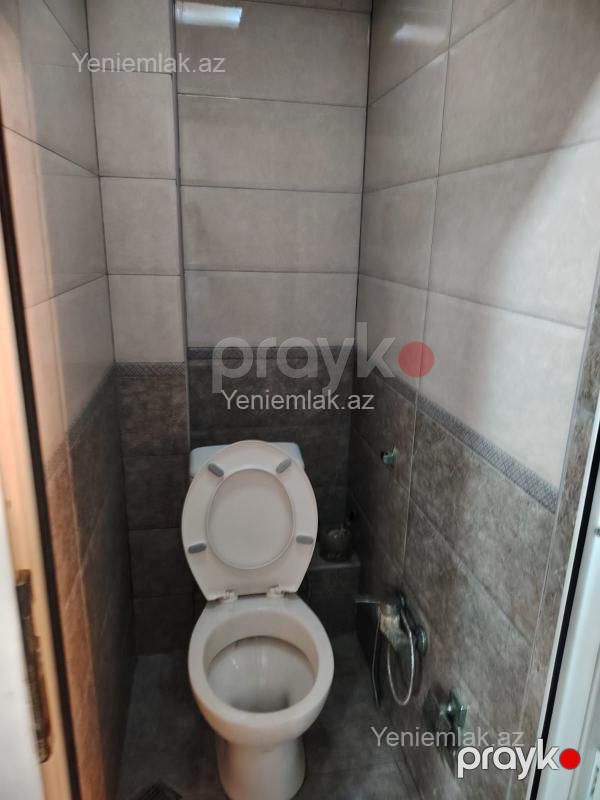 Satılır 3 otaqlı Bina evi menzil (Köhnə tikili), 70 m², 8-ci mikrorayon — Mənzil, Sumqayıt (10)