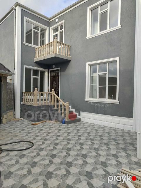Satılır 4 otaqlı həyət evi/bağ evi 120 m² — Bakı