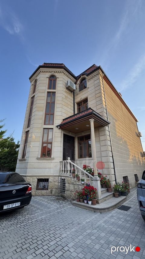 Villa, 26-cı Qaraçuxur küç — Bakı