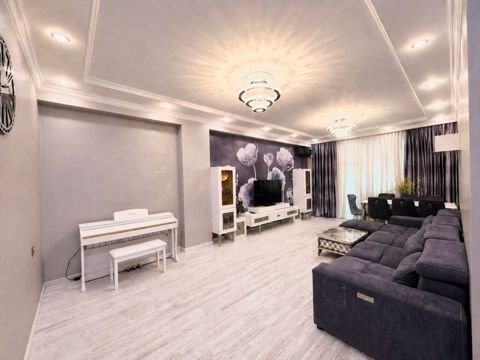 Satılır 3 otaqlı yeni tikili 100 m² — Bakı