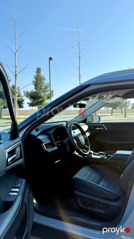 Mitsubishi Outlander, 2.4 L, 22.7 kWh, 2025 il, 3 810 km — Avtomobillər, Bakı (7)