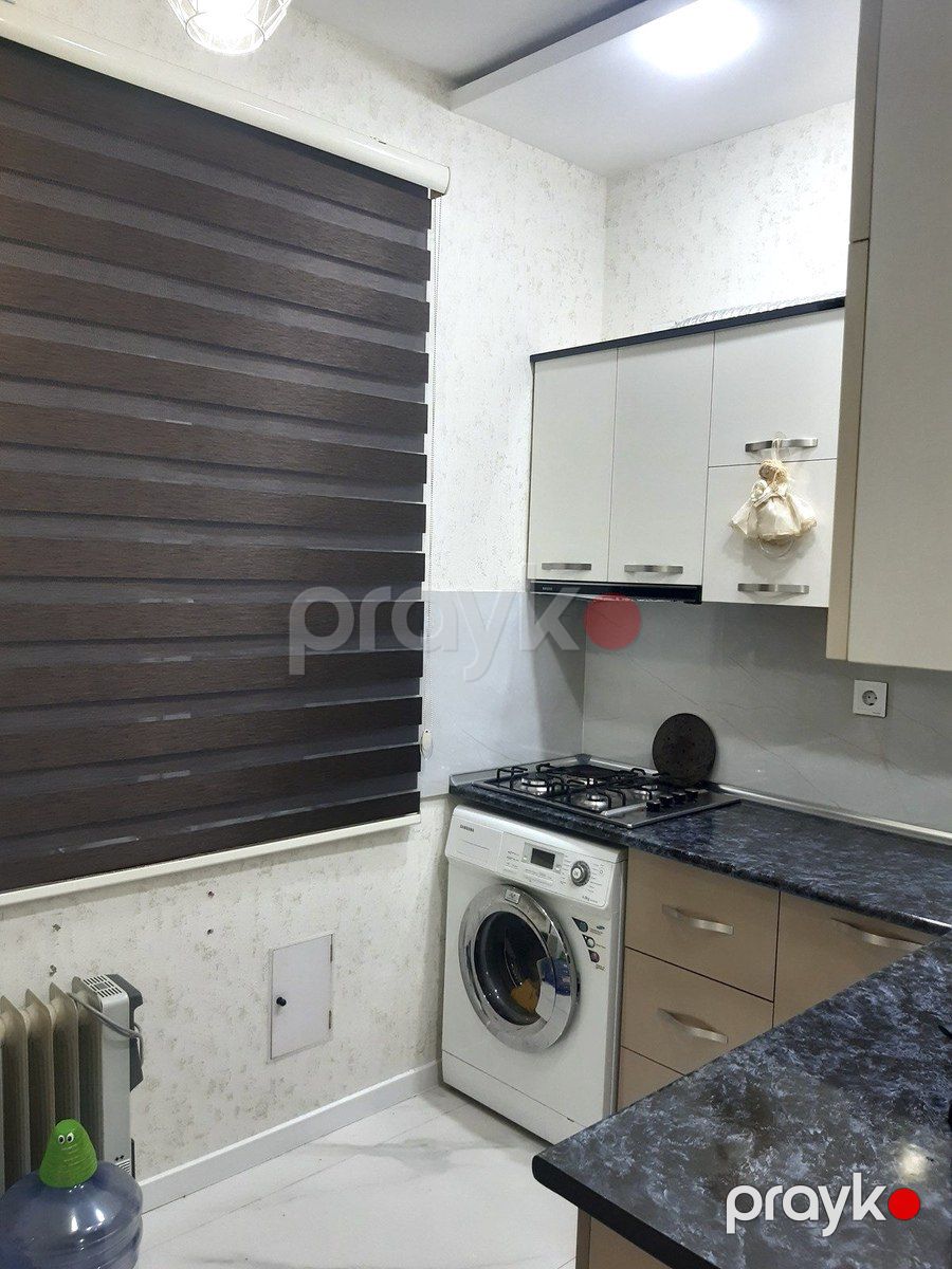 Satılır 2 otaqlı köhnə tikili 50 m² — Mənzil, Bakı (9)