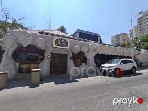 Satılır obyekt 320 m² — Bakı
