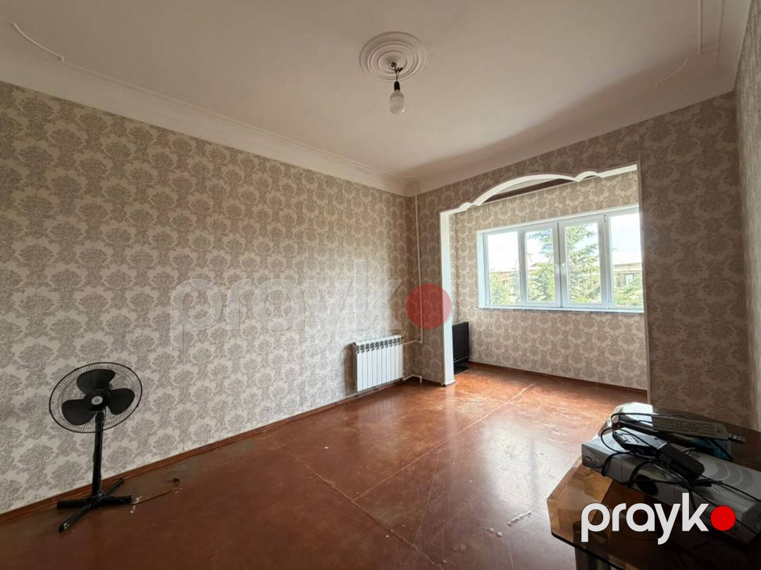 Satılır 3 otaqlı köhnə tikili 75 m² — Mənzil, Bakı (2)