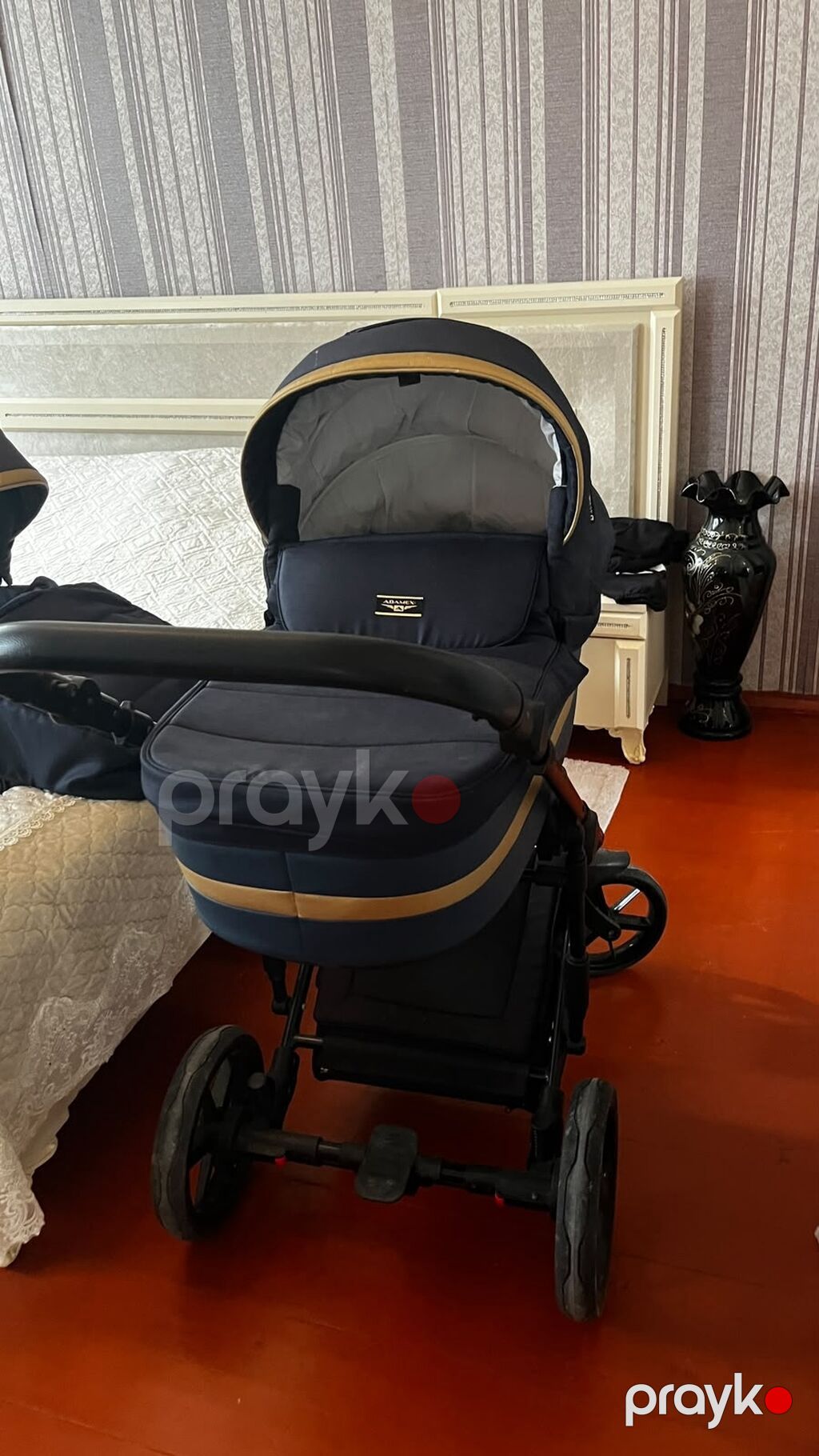 Adamex fırmasının kalyaskasıdır 100 azn yaxsi veziyyetdedi 1200 alınıb — Arabalalar, Bakı (3)