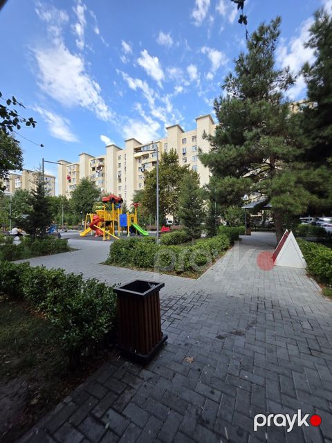 Satılır 3 otaqlı köhnə tikili 80 m² — Bakı