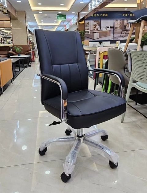 Ofis kresloları — Bakı
