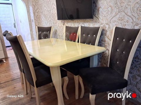 Masa dəsti satılır 330₼. Heç bir problemi yoxdur.Ünvan Xırdalan — Mehdiabad