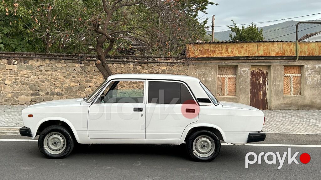 Lada (VAZ) 2107 — 2007 il Maşın çox səliqəli vəziyyətdədir. Heç bir — Avtomobillər, Şəki (8)