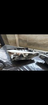 BMW f30 ön faralar (sol + sağ cüt) - Orijinal far korpusları, halogen — Spare Parts & Accessories — Spare Parts