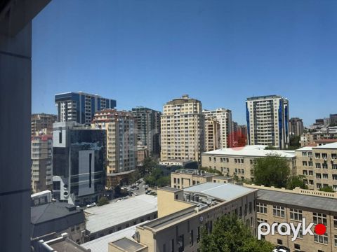 Satılır 3 otaqlı yeni tikili 140 m² — Bakı