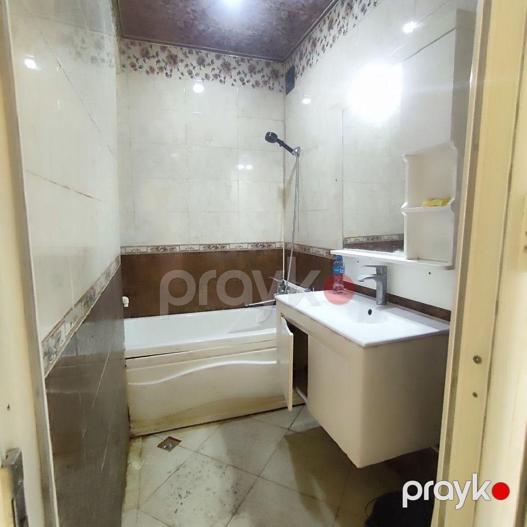 Satılır 2 otaqlı köhnə tikili 70 m² — Mənzil, Bakı (9)