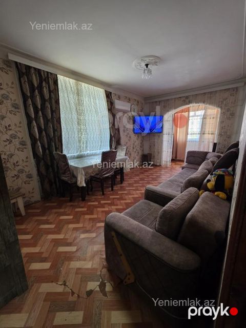 Satılır 1 otaqlı Bina evi menzil (Köhnə tikili), 36 m², Sumqayıt şəh — Sumqayıt