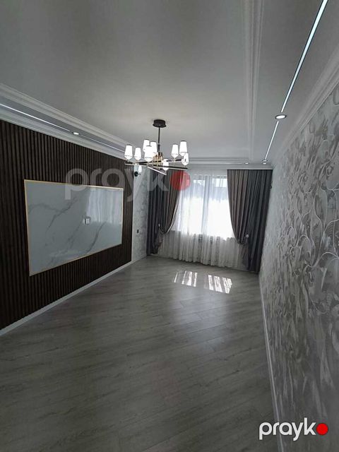 Satılır 3 otaqlı köhnə tikili 80 m² — Bakı