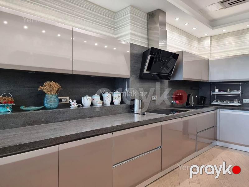 Satılır 4 otaqlı Bina evi menzil (Yeni tikili), 240 m², Nəsimi rayonu — Mənzil, Bakı (12)