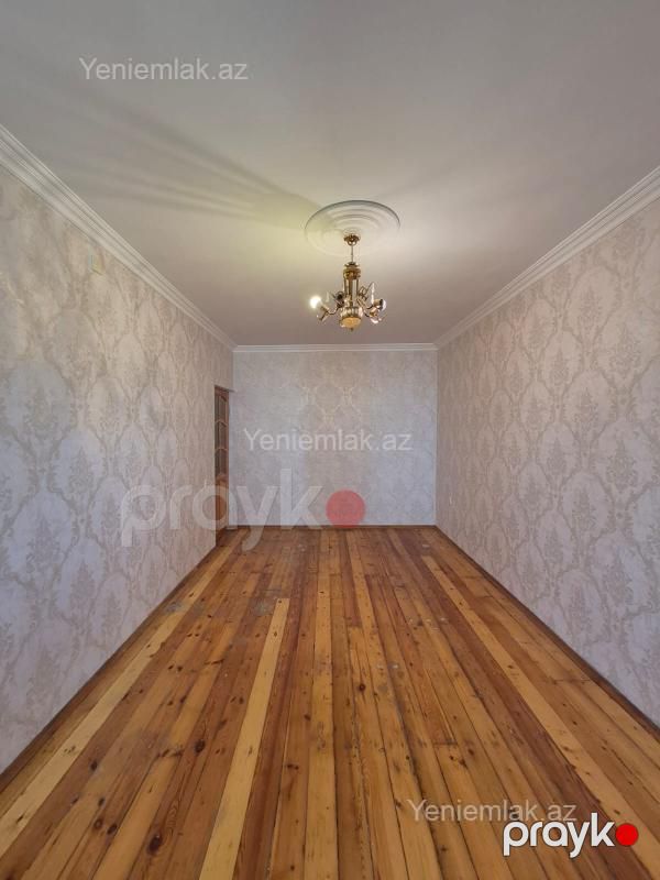 Satılır 3 otaqlı Bina evi menzil (Köhnə tikili), 72 m², 10-cu mikrorayon — Mənzil, Sumqayıt (7)
