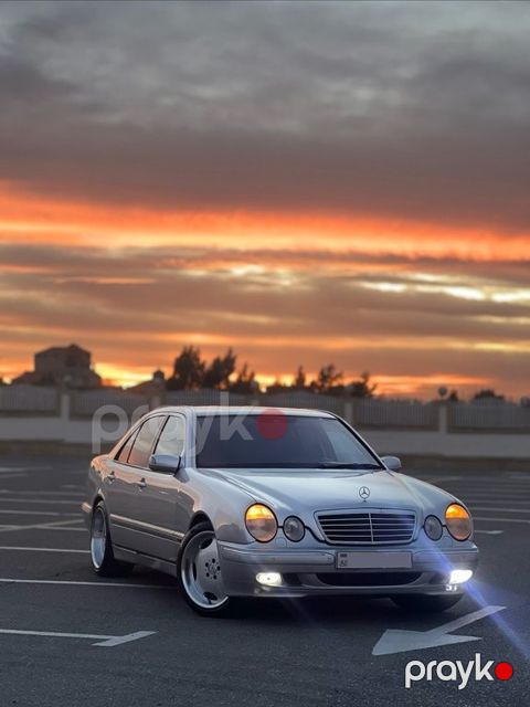 Mercedes E 220, 2.2 L, 2001 il, 397 000 km — Bakı