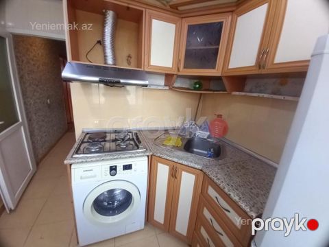 Satılır 2 otaqlı Bina evi menzil (Köhnə tikili), 50 m², 5-ci mikrorayon — Sumqayıt