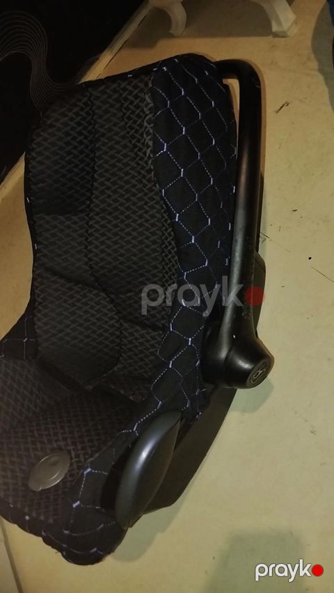Uşaq avtomobil oturacağı / beşik-tipli “carrycot” - Rəng: qara — Bakı