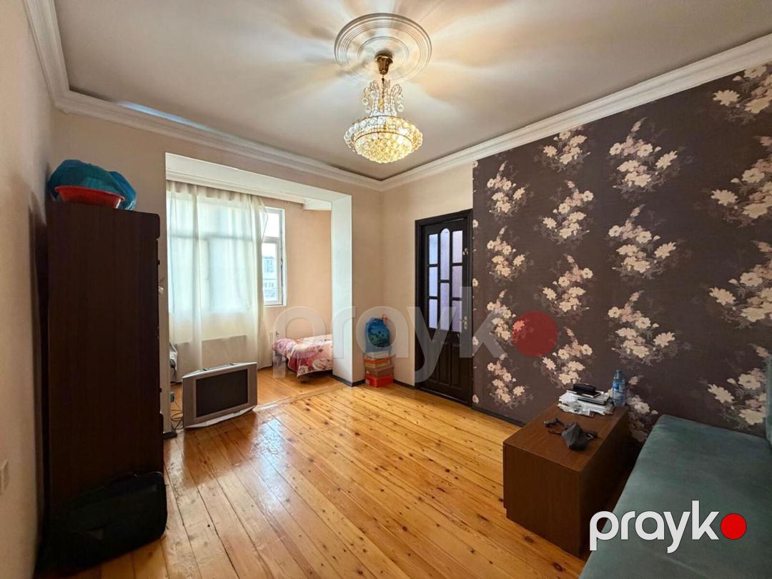 Satılır 3 otaqlı köhnə tikili 70 m² — Mənzil, Bakı (2)