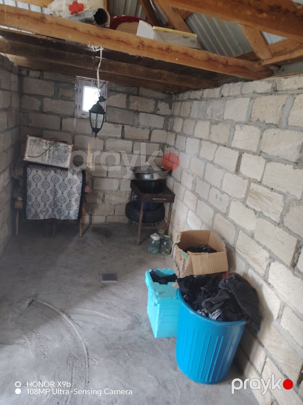 Həyətyanı sahəsi geniş olan fərdi yaşayış evi. Şəkillərdən göründüyü — Ev, villa, Yevlax (7)