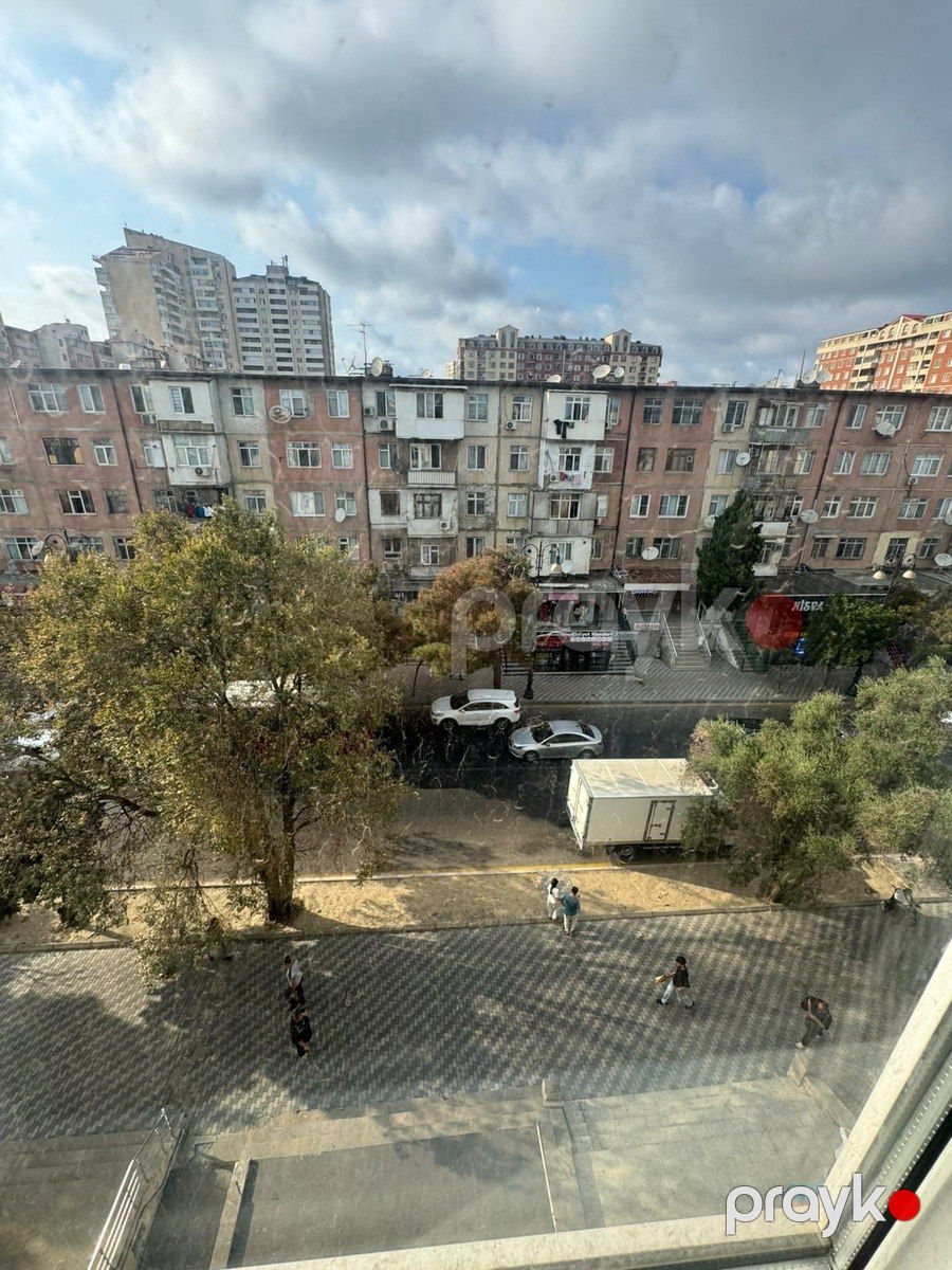 Satılır 2 otaqlı köhnə tikili 55 m² — Mənzil, Bakı (6)