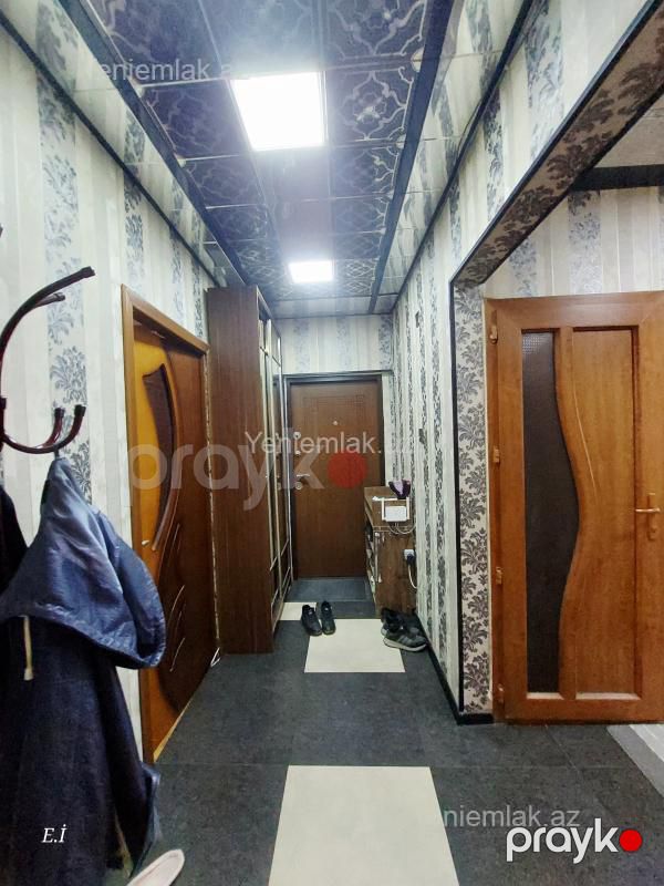 Satılır 3 otaqlı Bina evi menzil (Köhnə tikili), 75 m², 10-cu mikrorayon — Mənzil, Sumqayıt (10)