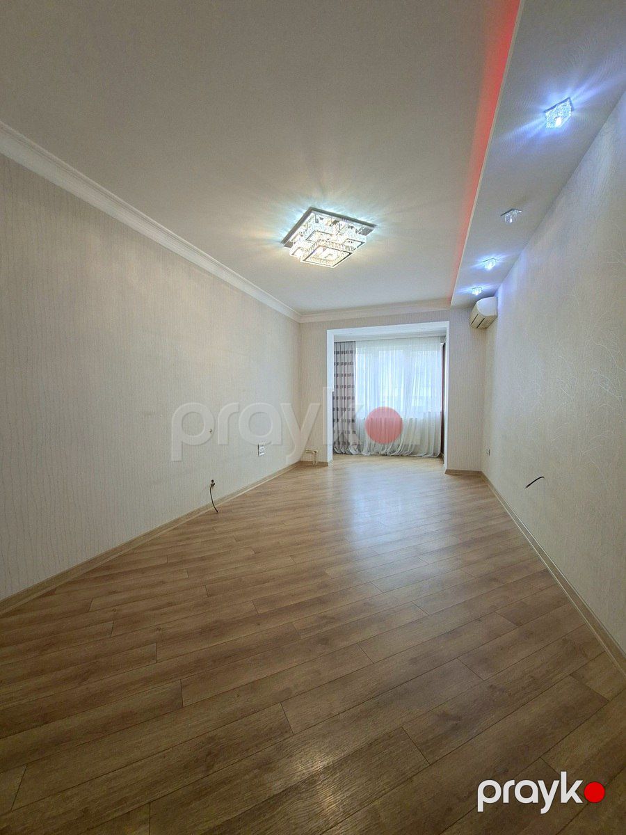 Satılır 2 otaqlı köhnə tikili 65 m² — Mənzil, Bakı (12)