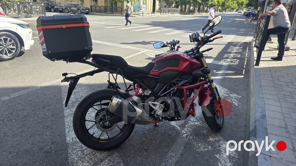Honda CB300R, 300 sm3, 2023 il, 39 000 km — Motosikletlər, Bakı (2)