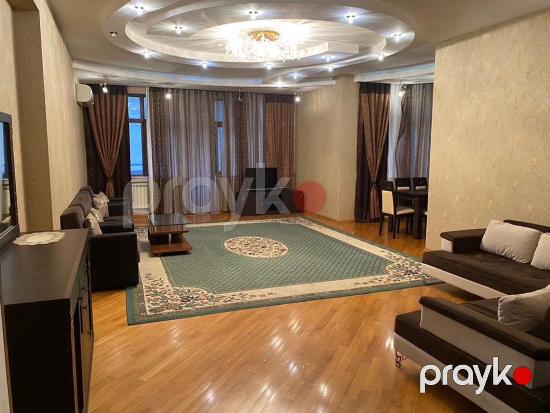 Satılır 4 otaqlı yeni tikili 220 m² — Mənzil, Bakı (7)