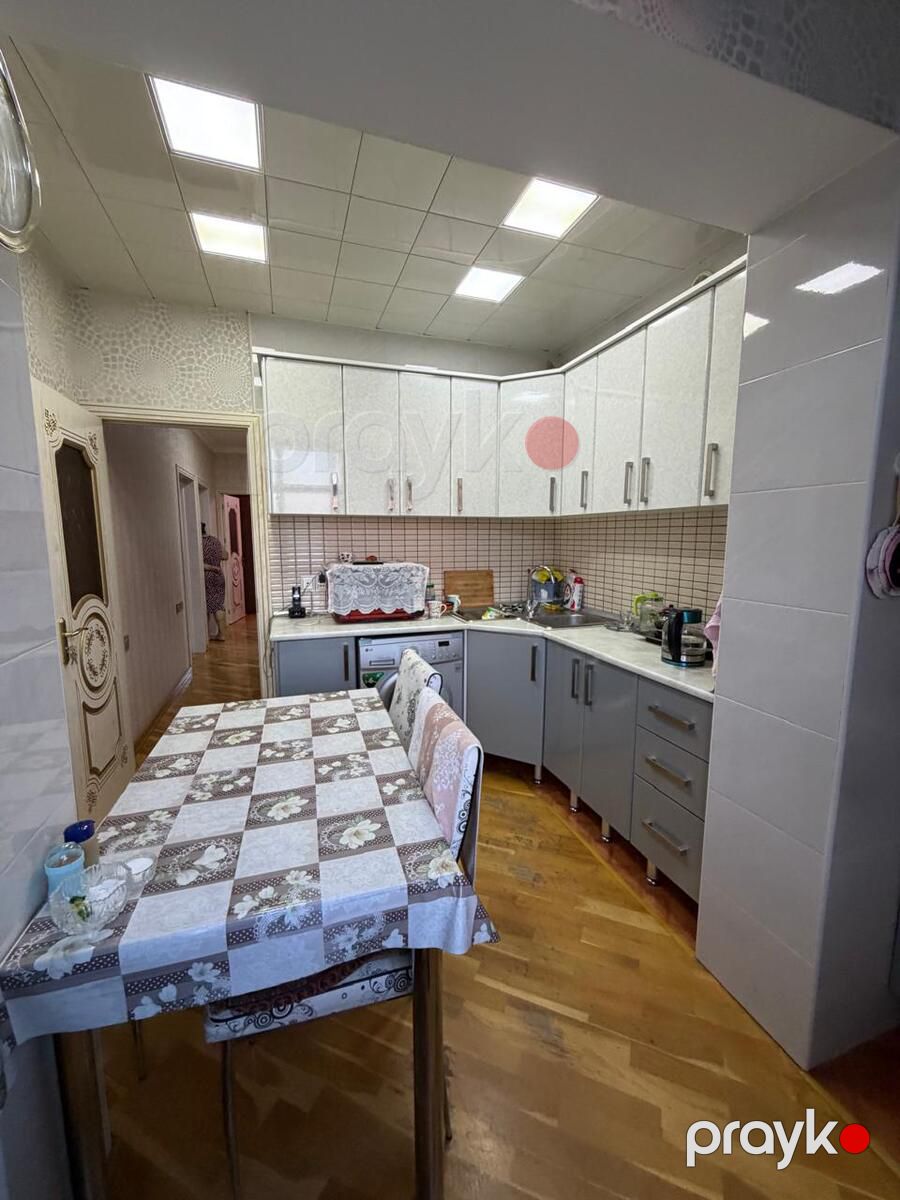 Satılır 3 otaqlı köhnə tikili 65 m² — Mənzil, Bakı (11)