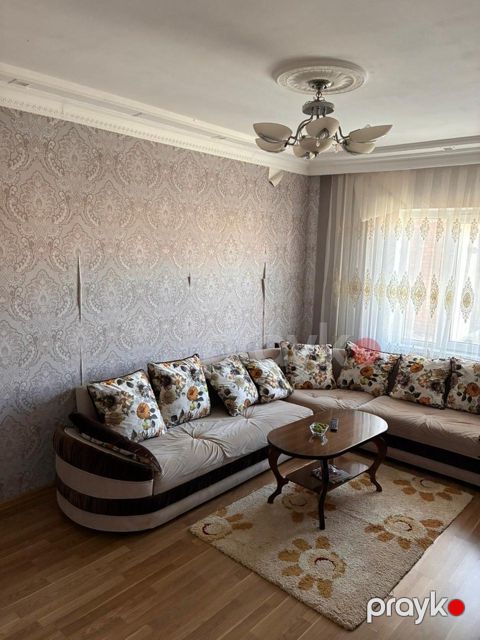İcarəyə verilir 2 otaqlı köhnə tikili 55 m² — Bakı