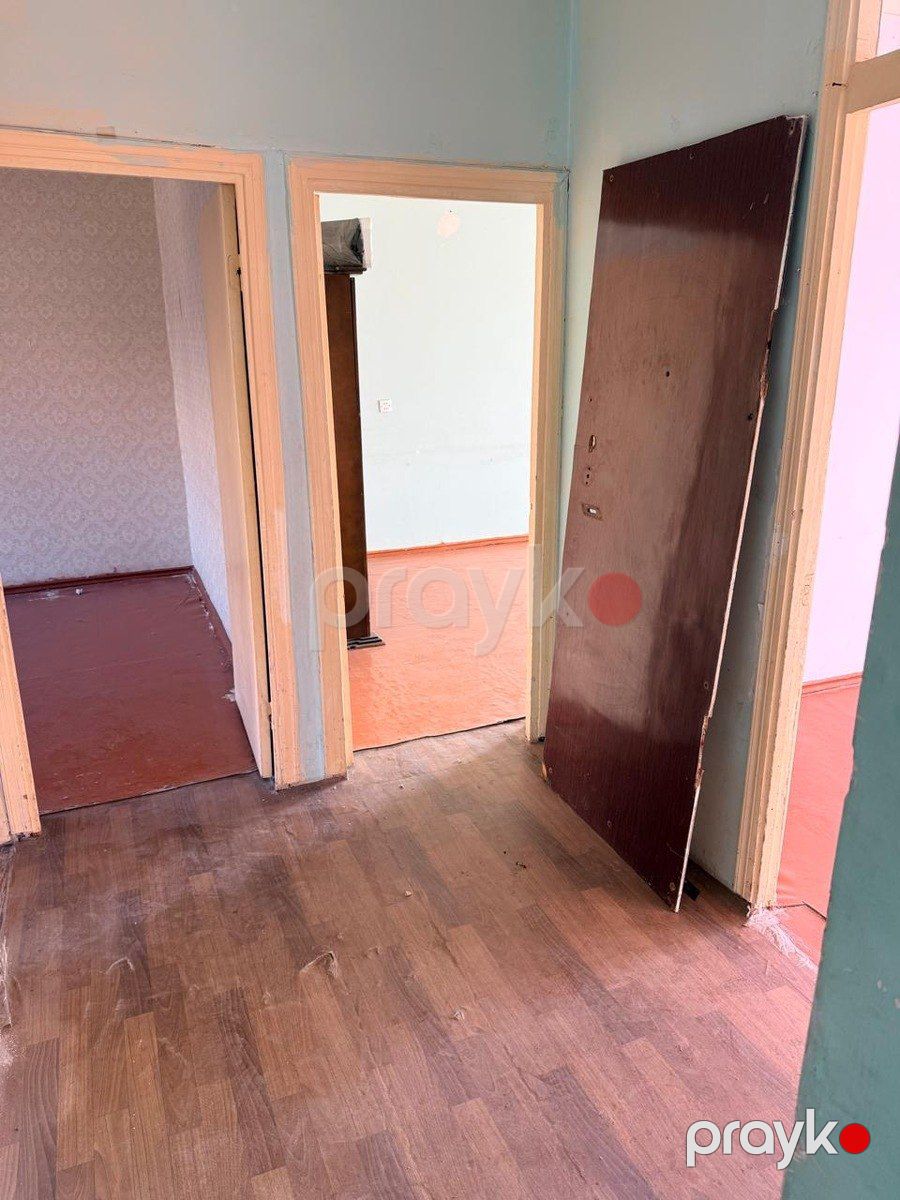 Satılır 4 otaqlı köhnə tikili 105 m² — Mənzil, Bakı (2)