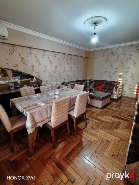Satılır 3 otaqlı köhnə tikili 67 m² — Bakı