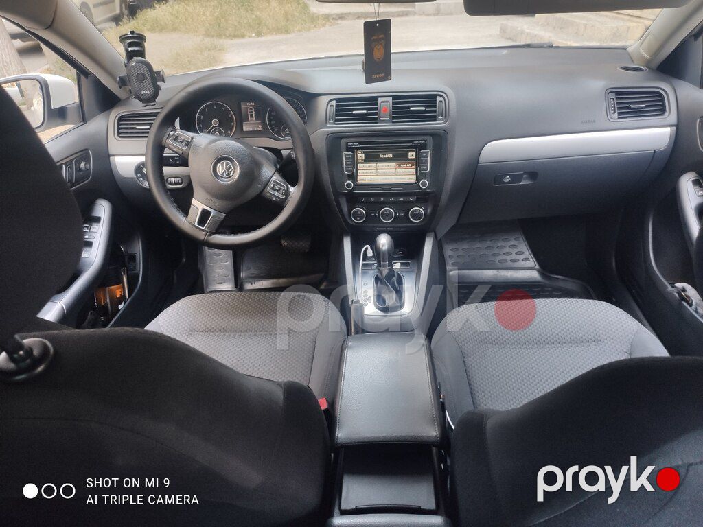Volkswagen Jetta, 2.0 L, 2013 il, 330 000 km — Avtomobillər, Bakı (7)