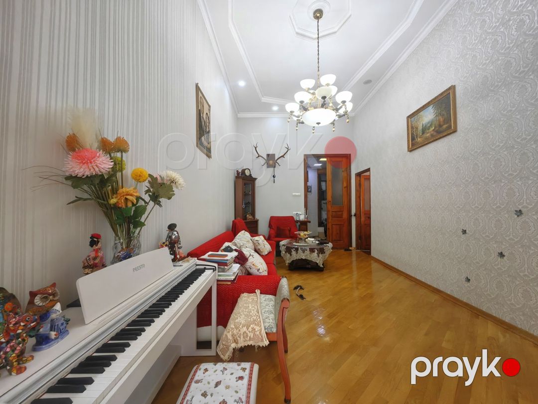 Satılır 3 otaqlı köhnə tikili 98 m² — Mənzil, Bakı (8)