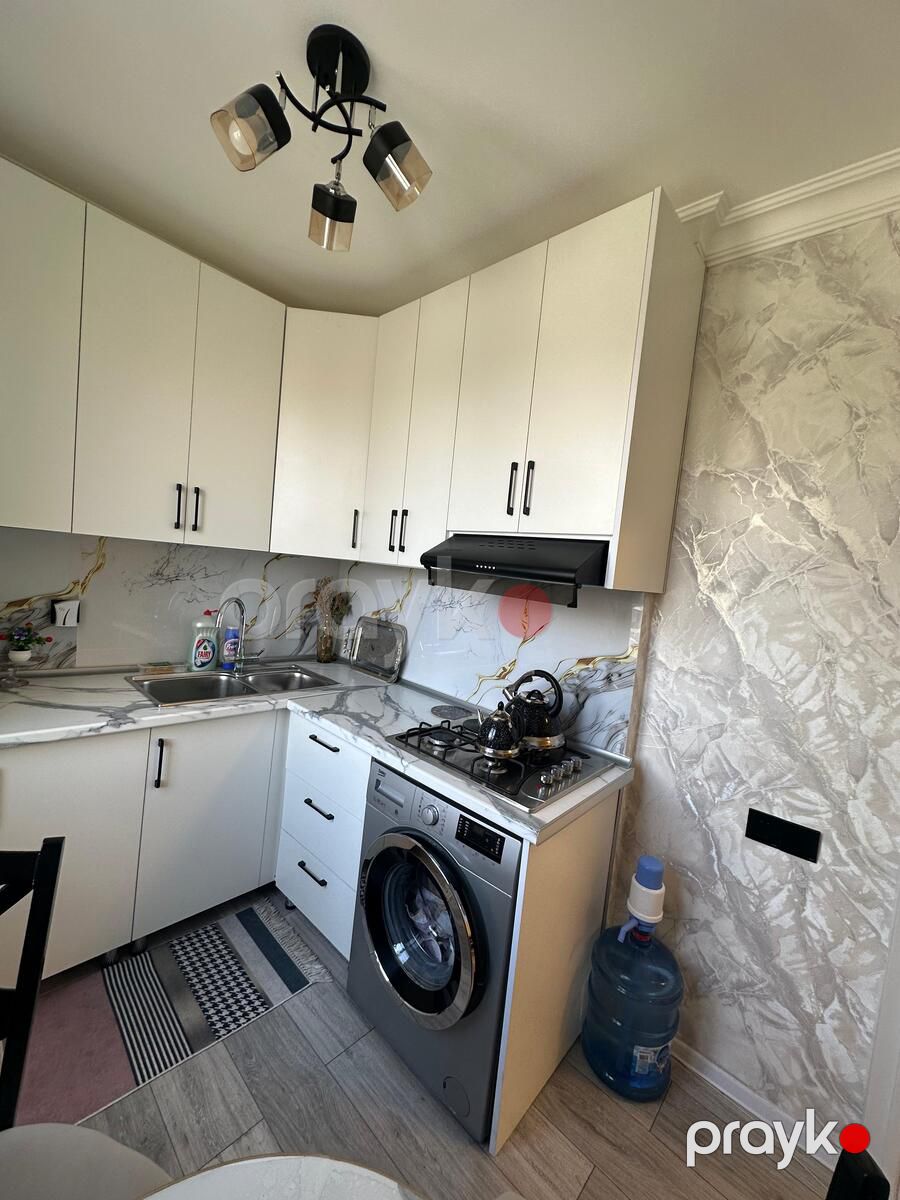 Satılır 2 otaqlı köhnə tikili 65 m² — Mənzil, Bakı (5)