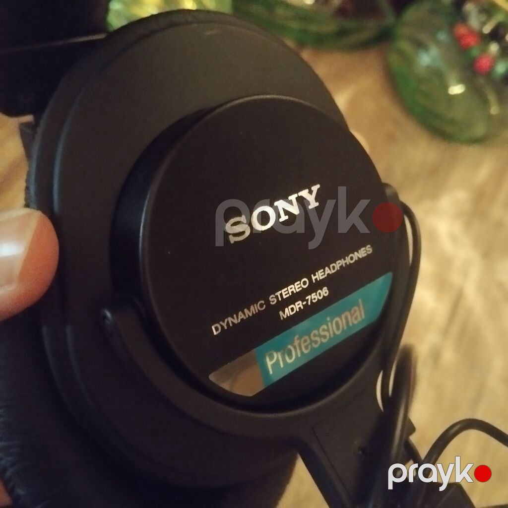 Sony MDR-7506 Professional – studiya səviyyəli dinamik stereo qulaqlıq — Qulaqcıqlar, Bakı (5)