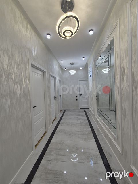 Satılır 3 otaqlı yeni tikili 100 m² — Bakı