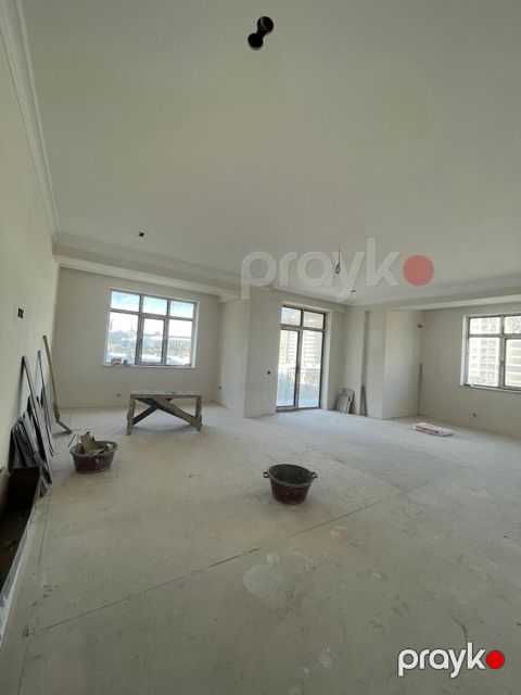 Satılır 3 otaqlı yeni tikili 139 m² — Bakı