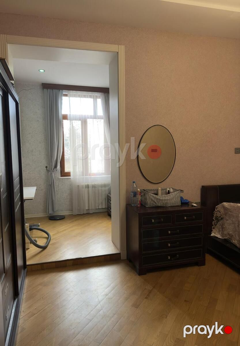 Satılır 2 otaqlı köhnə tikili 79 m² — Mənzil, Bakı (10)