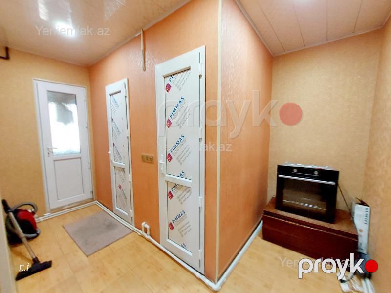 Satılır 3 otaqlı Bina evi menzil (Köhnə tikili), 70 m², 13-cü mikrorayon — Mənzil, Sumqayıt (9)