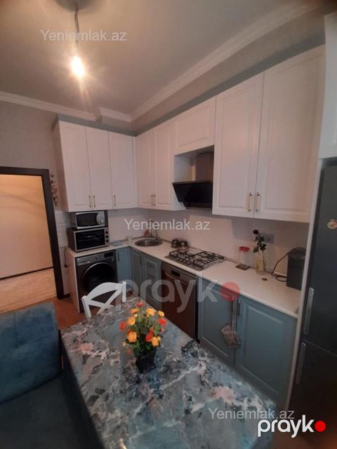 Satılır 3 otaqlı Bina evi menzil (Köhnə tikili), 72 m², 9-cu mikrorayon