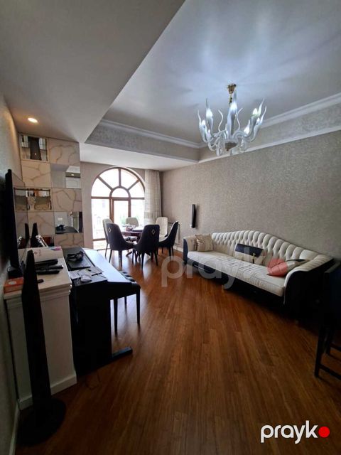 Satılır 4 otaqlı yeni tikili 100 m² — Bakı
