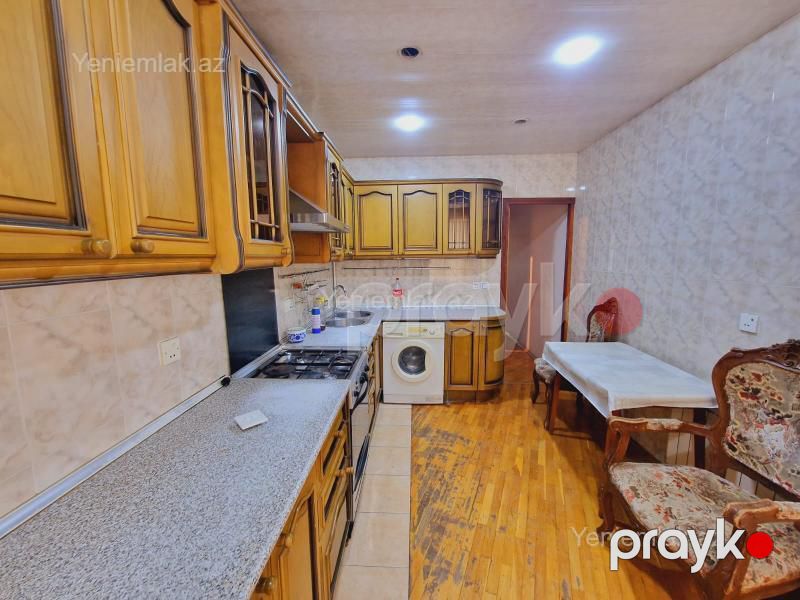 Satılır 4 otaqlı Bina evi menzil (Köhnə tikili), 100 m², Binəqədi rayonu — Mənzil, Bakı (11)