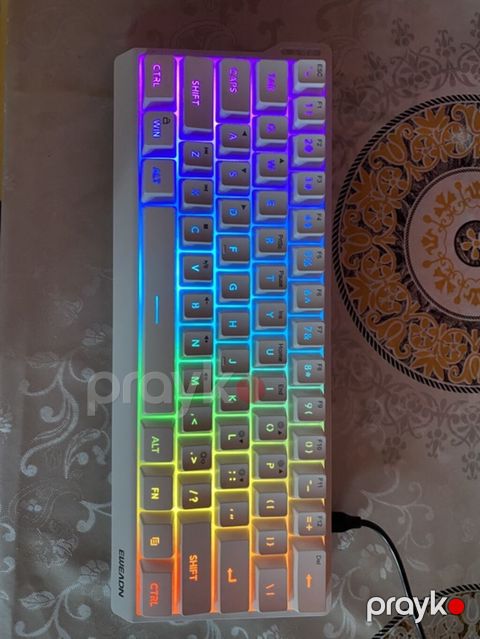 Ağ rəngli, kompakt ölçülü Eweadn arginldır RGB ışıglışdır heç bir — Göyçay