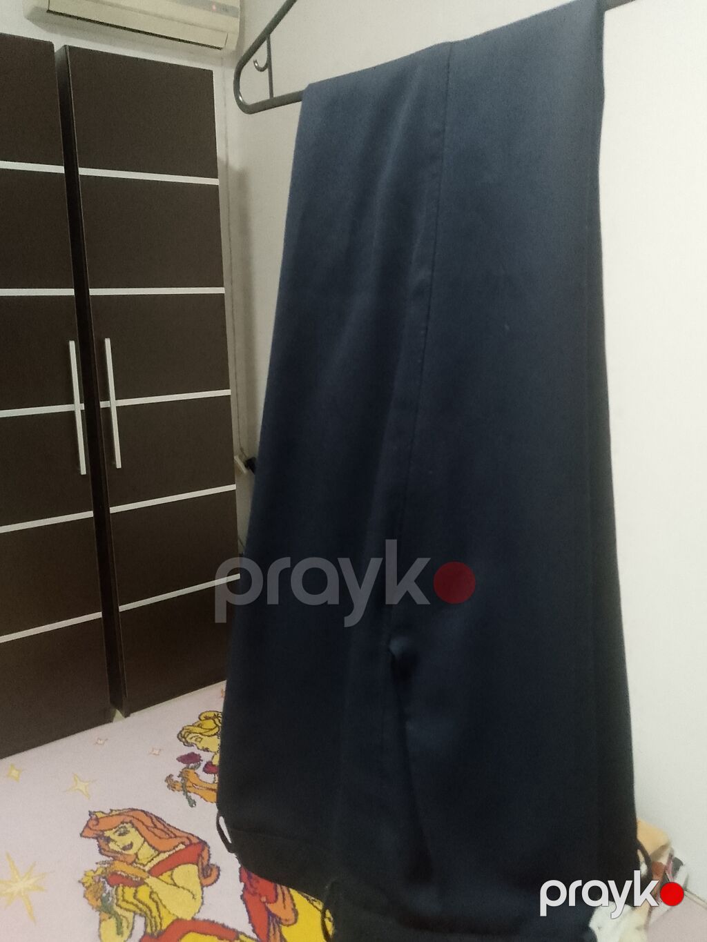 Kişi üçün iki hissədən ibarət dəst - Üst geyim: qara rəngli, yaxası — İdman geyimi, Digah (4)