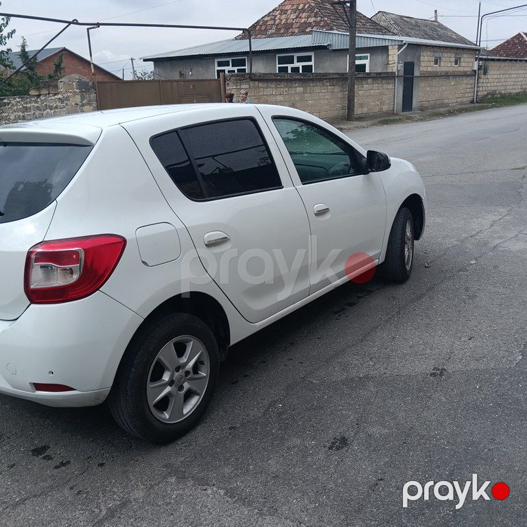 Renault Sandero, 1.6 L, 2014 il, 300 000 km — Avtomobillər, Şəki (8)