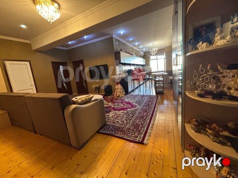 3-otaqlı yeni tikili, S.Ə.Şirvani küç., 115 m²